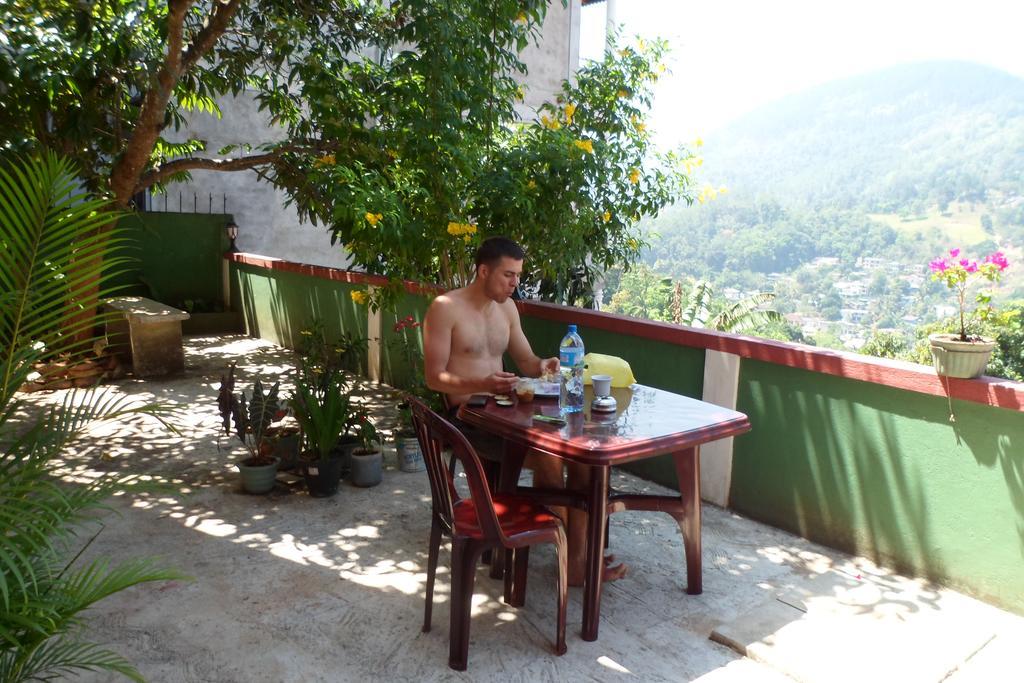 Mountain View Apartment Kandy Luaran gambar